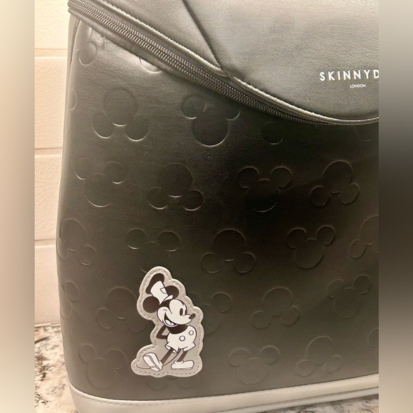 Disney Skinnydip London Steamboat Willie (Mickey) Faux  display picture 1